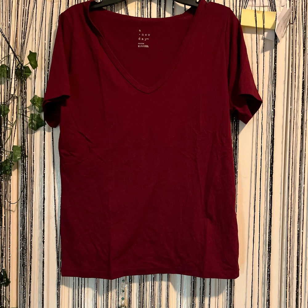 2X BLACK TEES MADDON AND WHITE